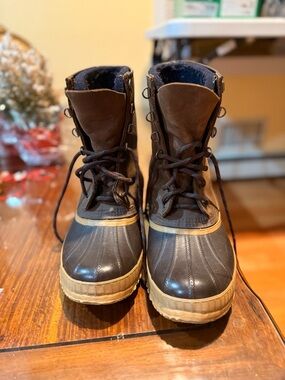 Sorel Men's Brown and Tan Waterproof Lace-Up Winter Boots